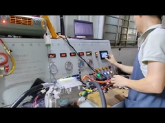 การทดสอบความดันอุปกรณ์โรงงานเครื่องปรับอากาศรถยนต์